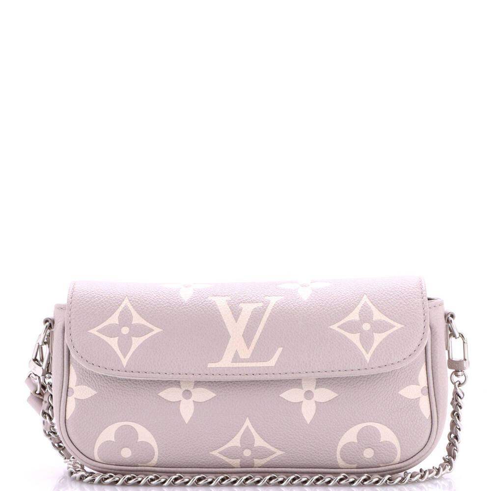 Louis Vuitton Ivy Wallet on Chain